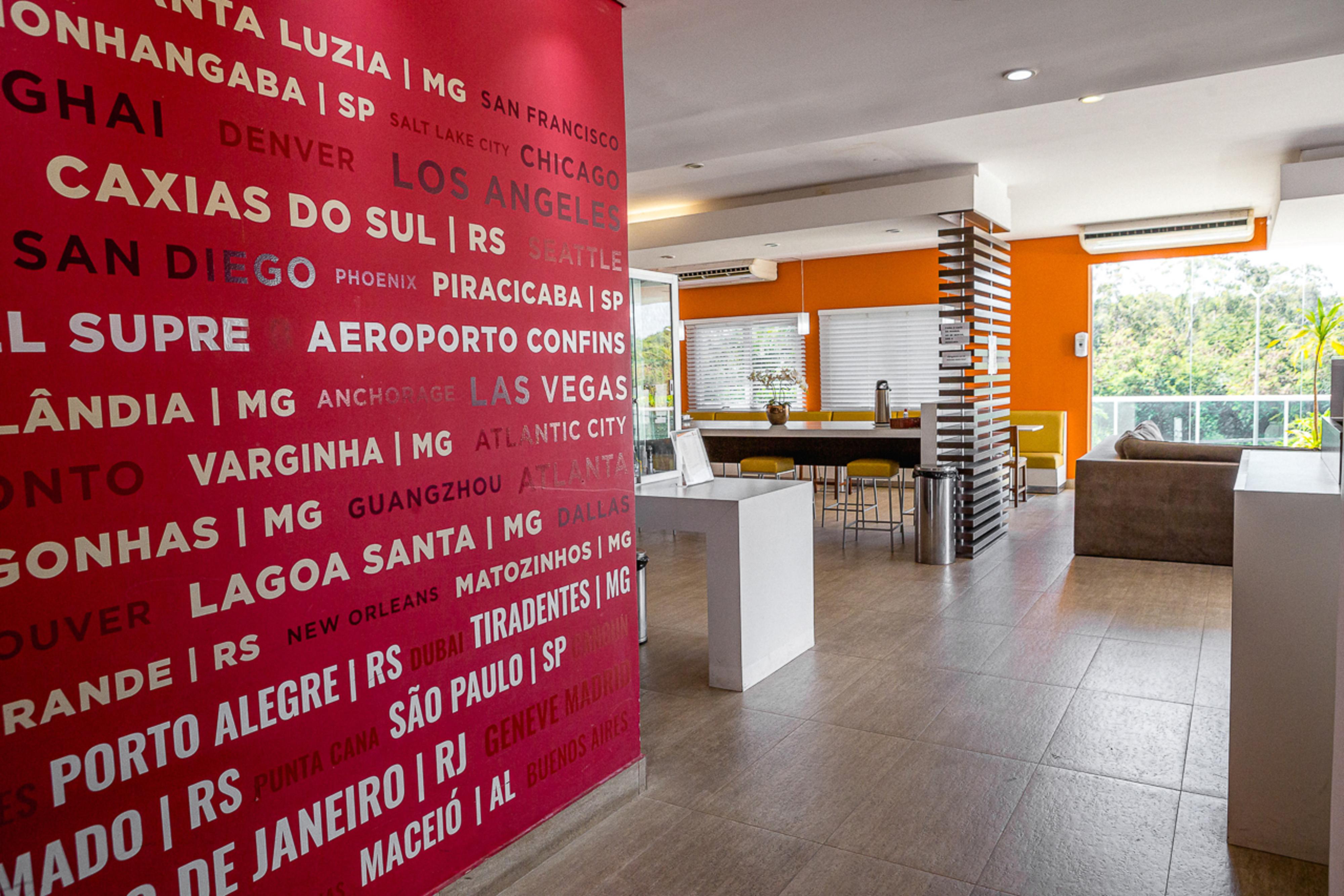 Voa Business Supreme Choice Confins 3*
